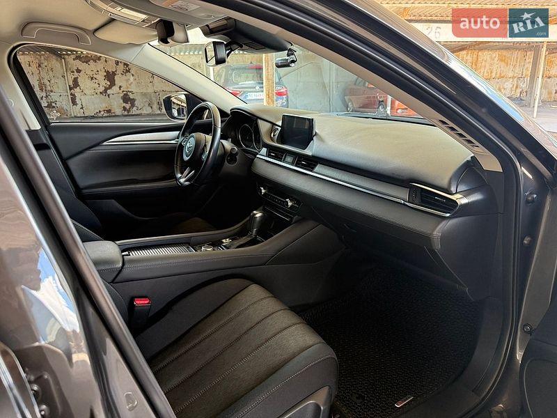 Седан Mazda 6 2022 в Днепре
