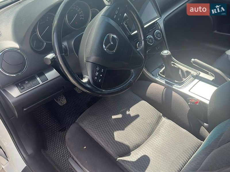 Ліфтбек Mazda 6 2011 в Немирові