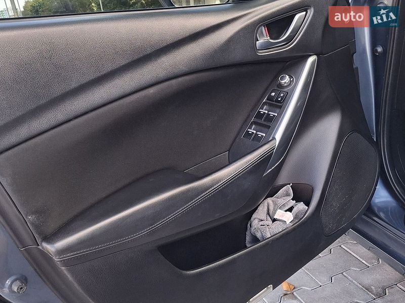 Седан Mazda 6 2015 в Ірпені