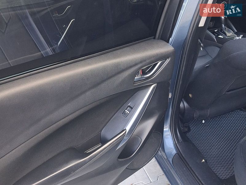 Седан Mazda 6 2015 в Ірпені