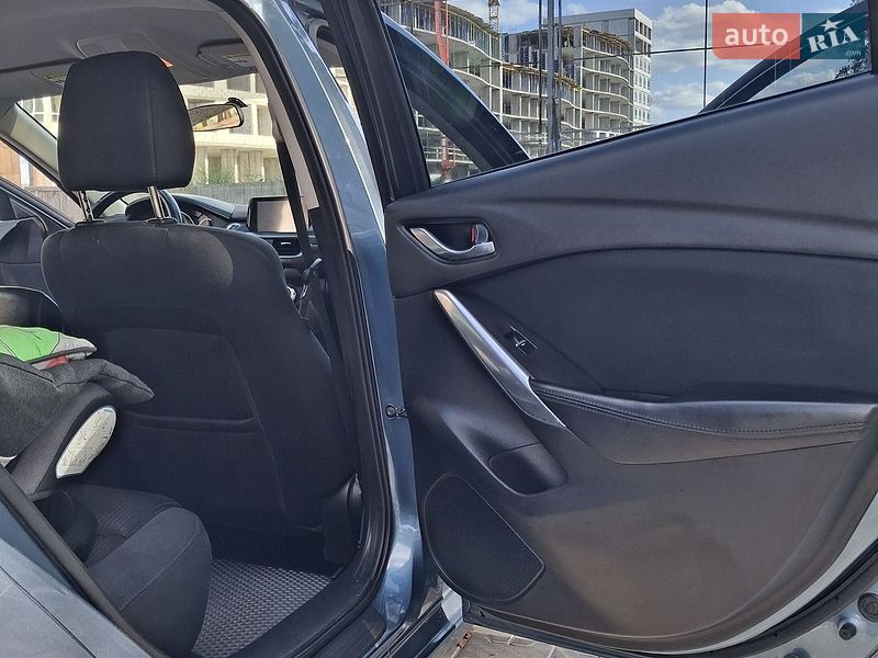 Седан Mazda 6 2015 в Ірпені