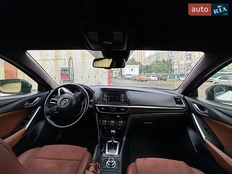 Mazda 6