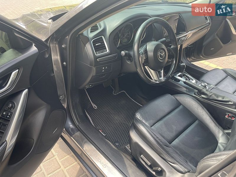 Седан Mazda 6 2013 в Дніпрі