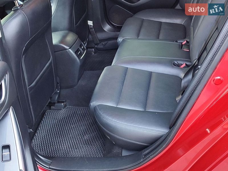 Седан Mazda 6 2015 в Кременчуці