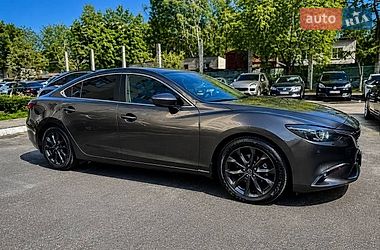 Седан Mazda 6 2016 в Киеве