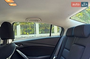 Седан Mazda 6 2016 в Днепре