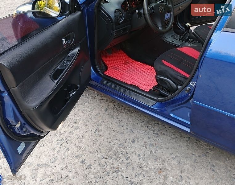 Седан Mazda 6 2002 в Умани