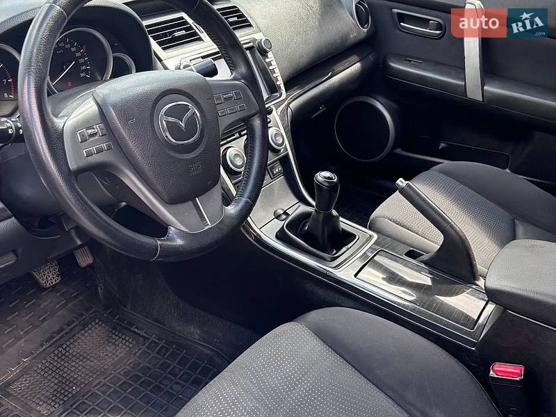 Седан Mazda 6 2008 в Запорожье
