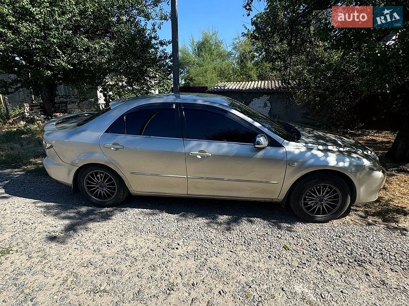 Седан Mazda 6 2003 в Ватутіному