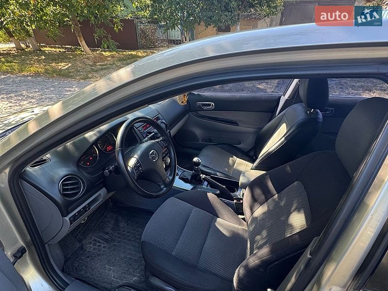 Седан Mazda 6 2003 в Ватутіному