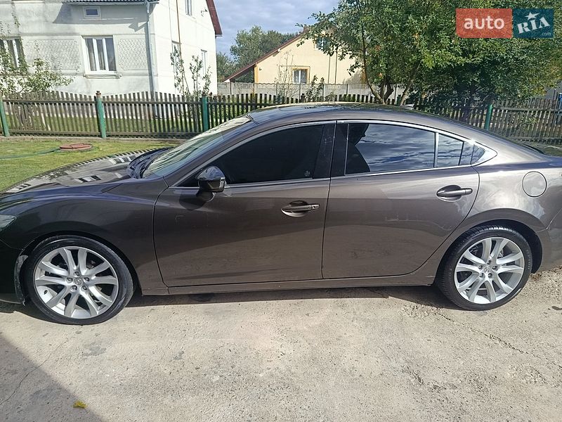 Седан Mazda 6 2016 в Стрые