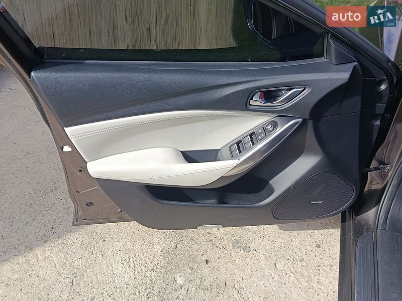 Седан Mazda 6 2016 в Стрые