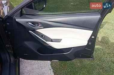 Седан Mazda 6 2016 в Стрые