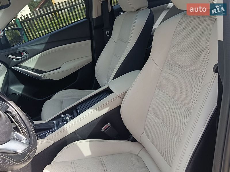 Седан Mazda 6 2016 в Стрые