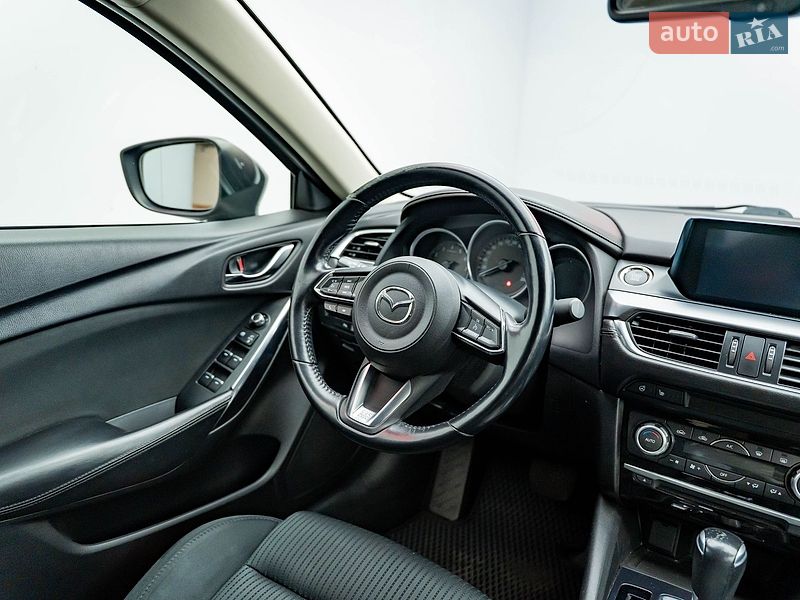 Седан Mazda 6 2017 в Киеве