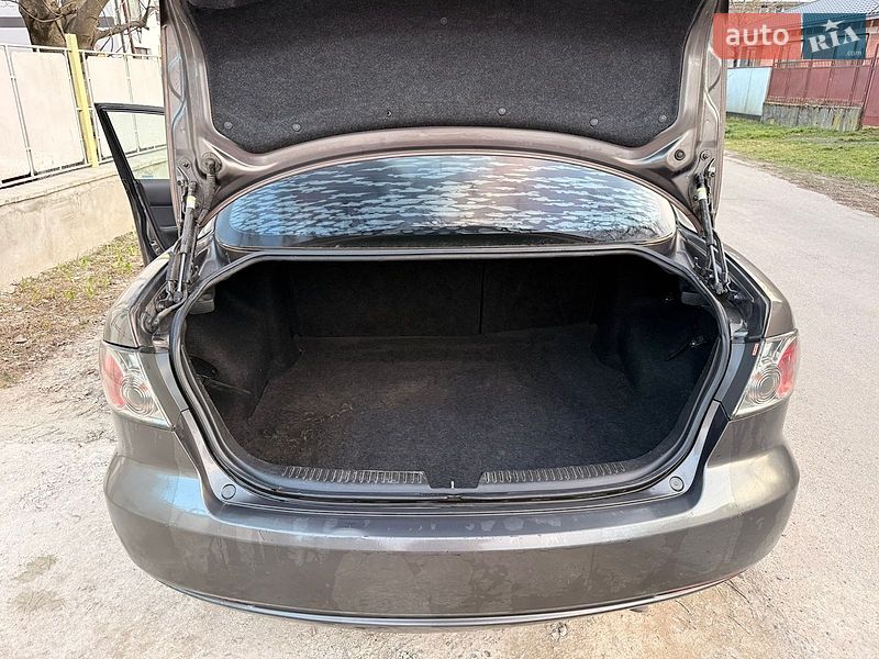 Седан Mazda 6 2005 в Ужгороде