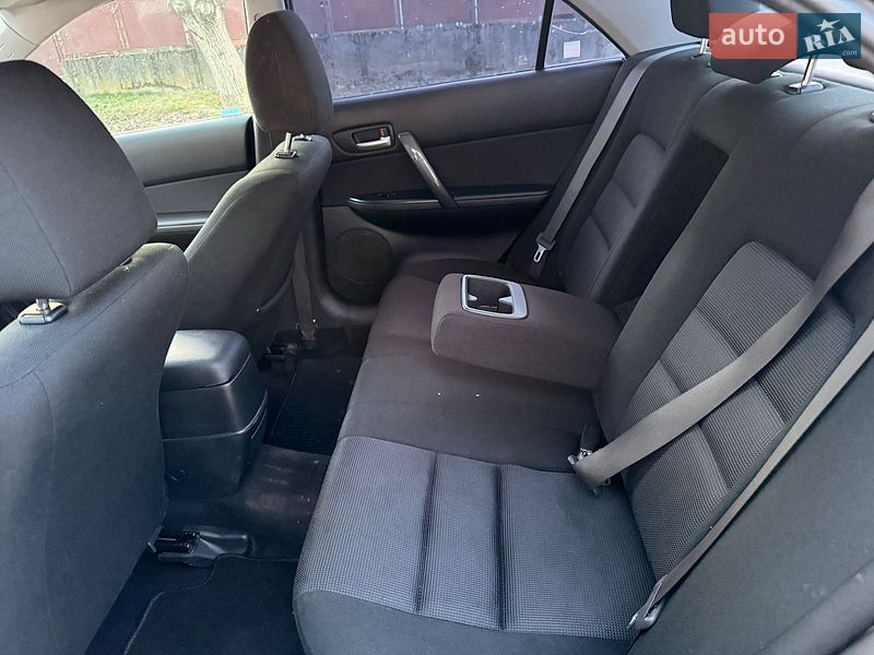Седан Mazda 6 2005 в Ужгороде
