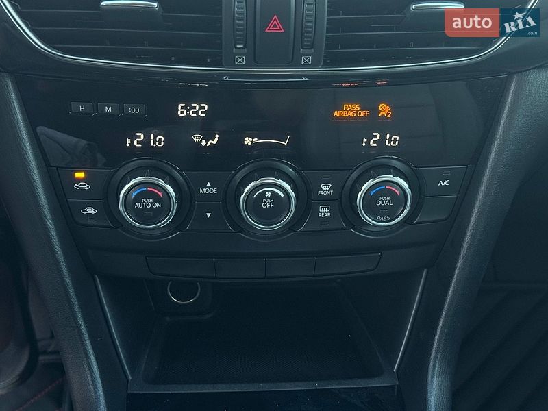 Седан Mazda 6 2014 в Харькове