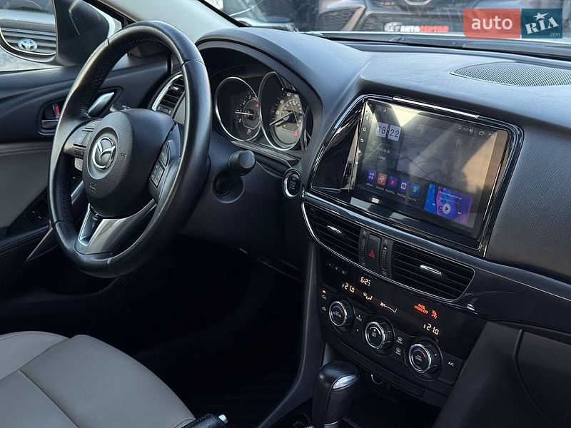Седан Mazda 6 2014 в Харькове