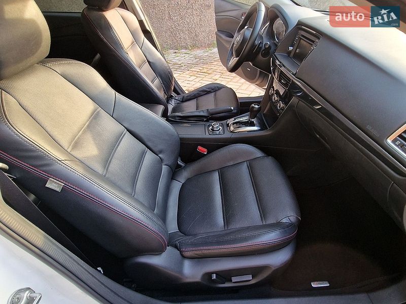 Седан Mazda 6 2013 в Дніпрі