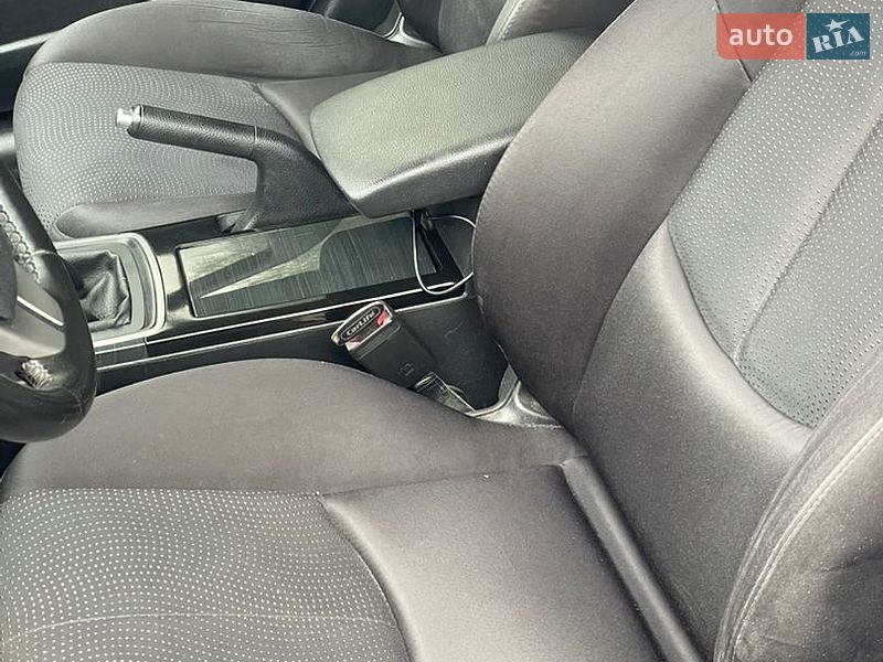 Універсал Mazda 6 2008 в Рівному