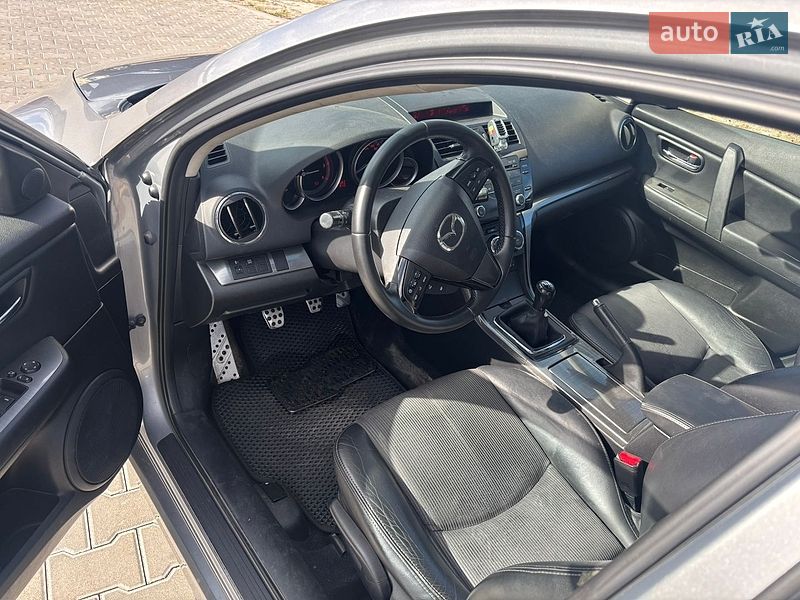 Лифтбек Mazda 6 2011 в Каменке-Бугской