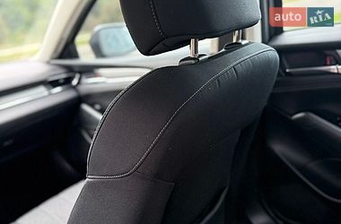 Седан Mazda 6 2018 в Львові