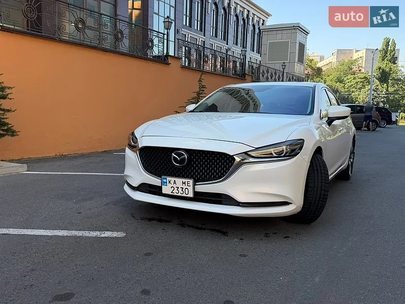 Mazda 6