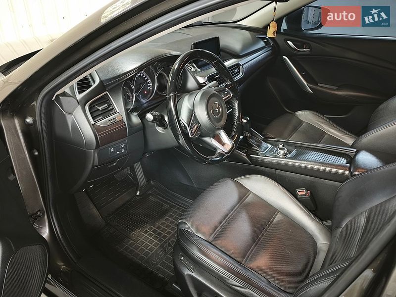 Седан Mazda 6 2017 в Кам'янському