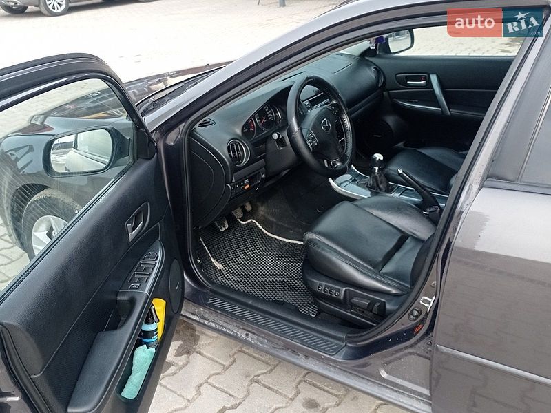 Седан Mazda 6 2007 в Хотине