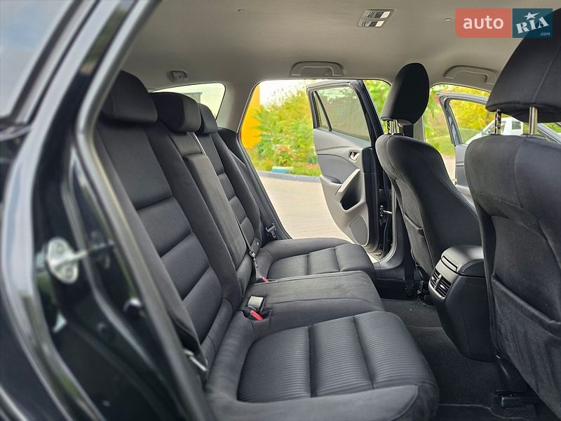 Універсал Mazda 6 2012 в Луцьку