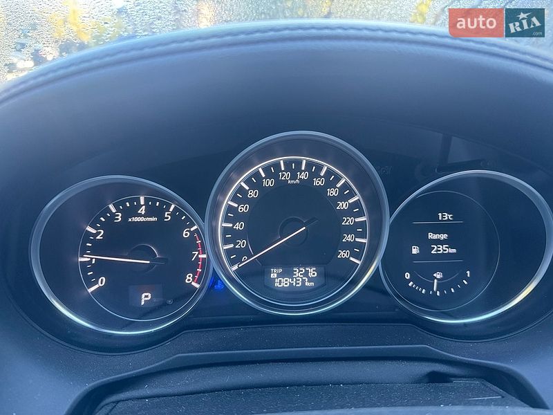 Седан Mazda 6 2015 в Ужгороді