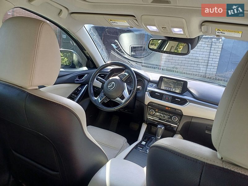 Седан Mazda 6 2016 в Миколаєві