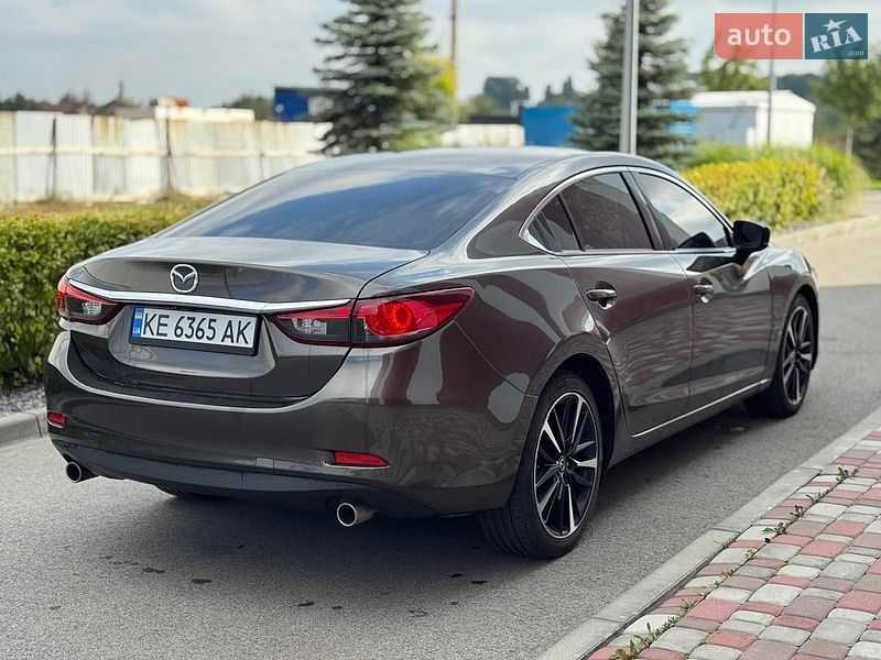 Седан Mazda 6 2016 в Днепре
