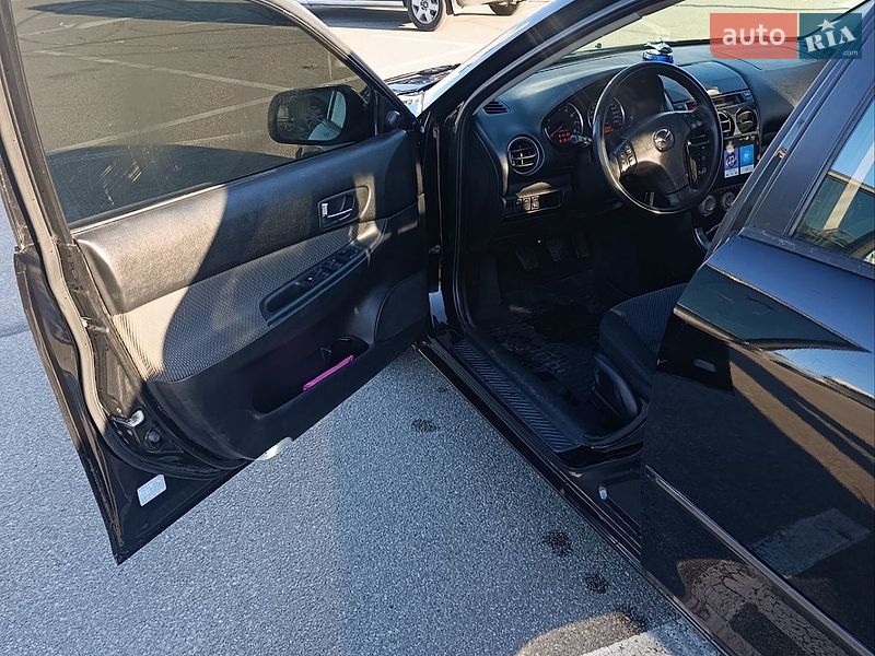 Седан Mazda 6 2003 в Киеве