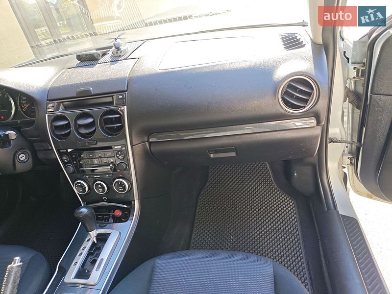 Седан Mazda 6 2006 в Миколаєві
