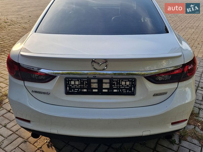 Седан Mazda 6 2013 в Днепре