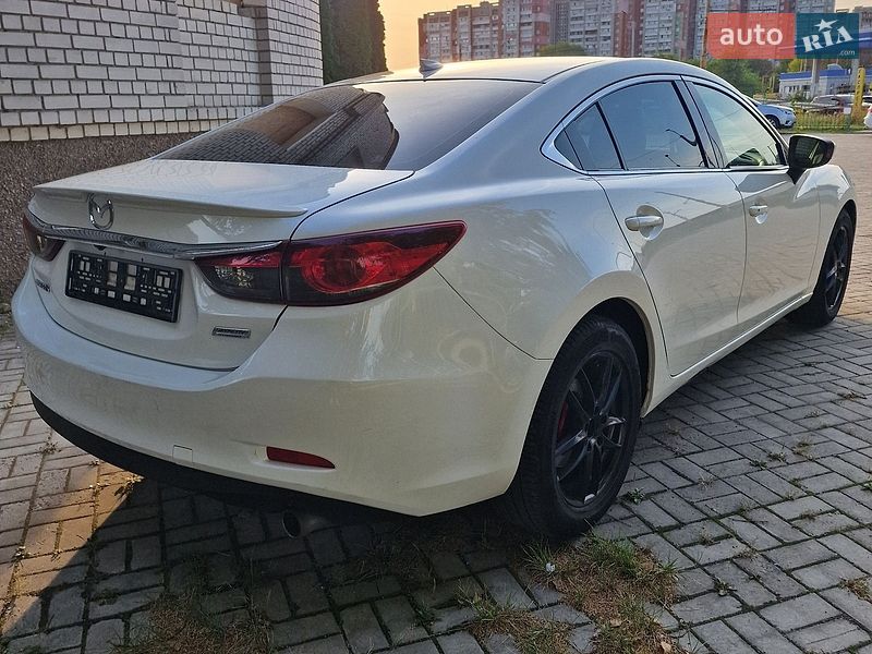 Седан Mazda 6 2013 в Днепре