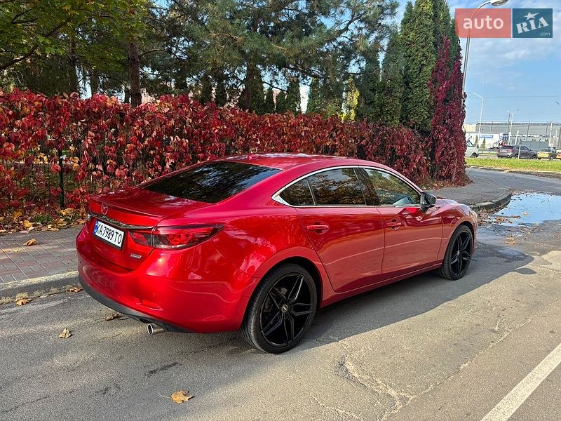Седан Mazda 6 2016 в Киеве