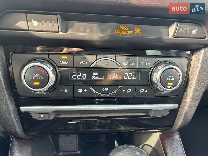 Седан Mazda 6 2016 в Киеве