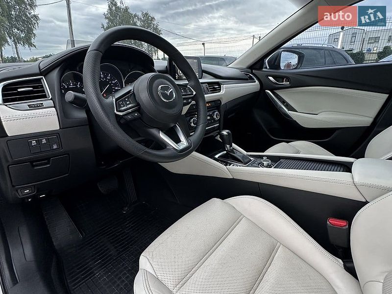 Седан Mazda 6 2017 в Белогородке