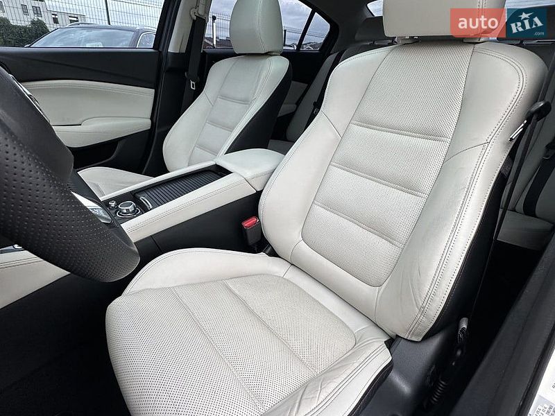 Седан Mazda 6 2017 в Белогородке