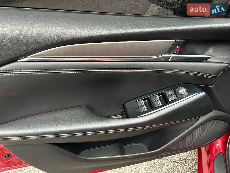 Седан Mazda 6 2018 в Днепре