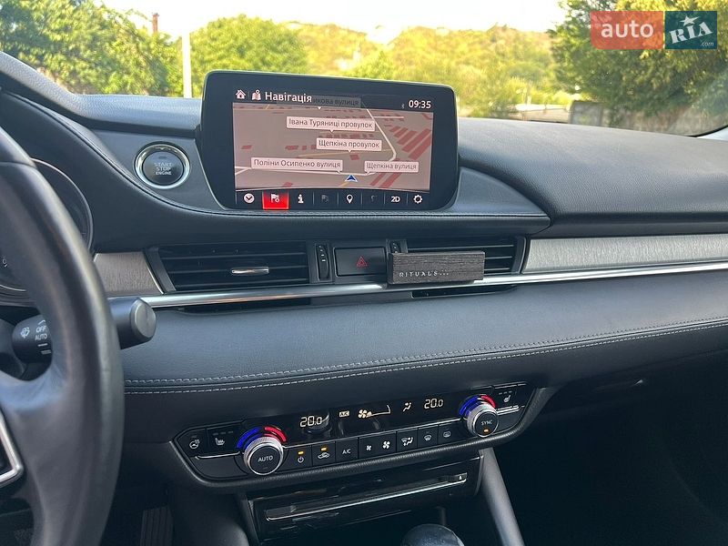 Седан Mazda 6 2018 в Мукачево
