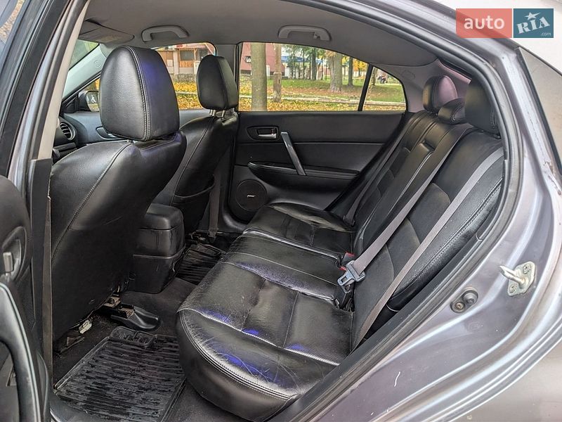 Седан Mazda 6 2006 в Здолбунове
