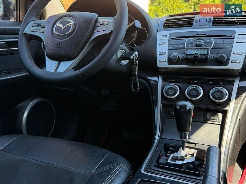 Седан Mazda 6 2008 в Черновцах