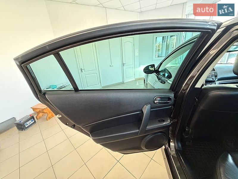 Седан Mazda 6 2012 в Запоріжжі