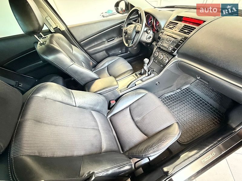 Седан Mazda 6 2012 в Запоріжжі