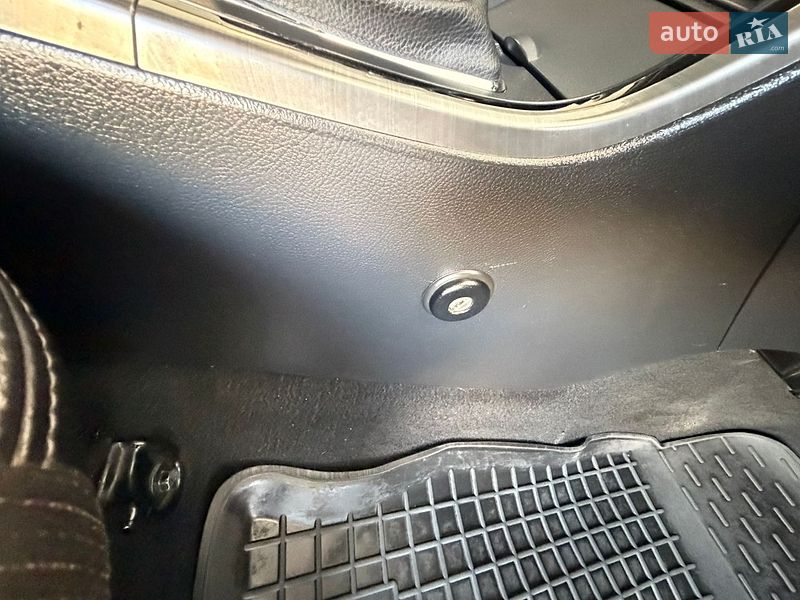 Седан Mazda 6 2012 в Запоріжжі