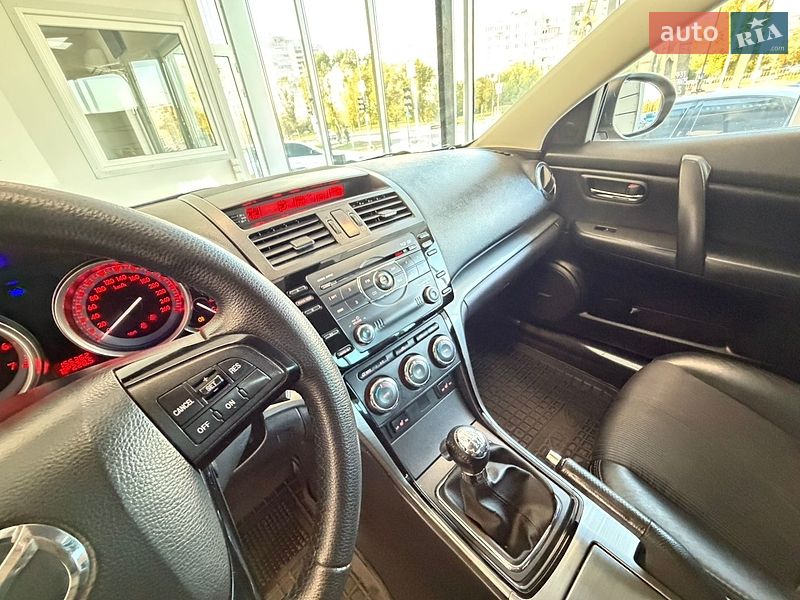 Седан Mazda 6 2012 в Запоріжжі